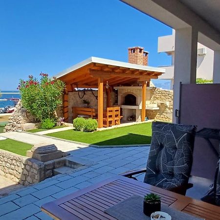 Apartments Piazza Nin Εξωτερικό φωτογραφία
