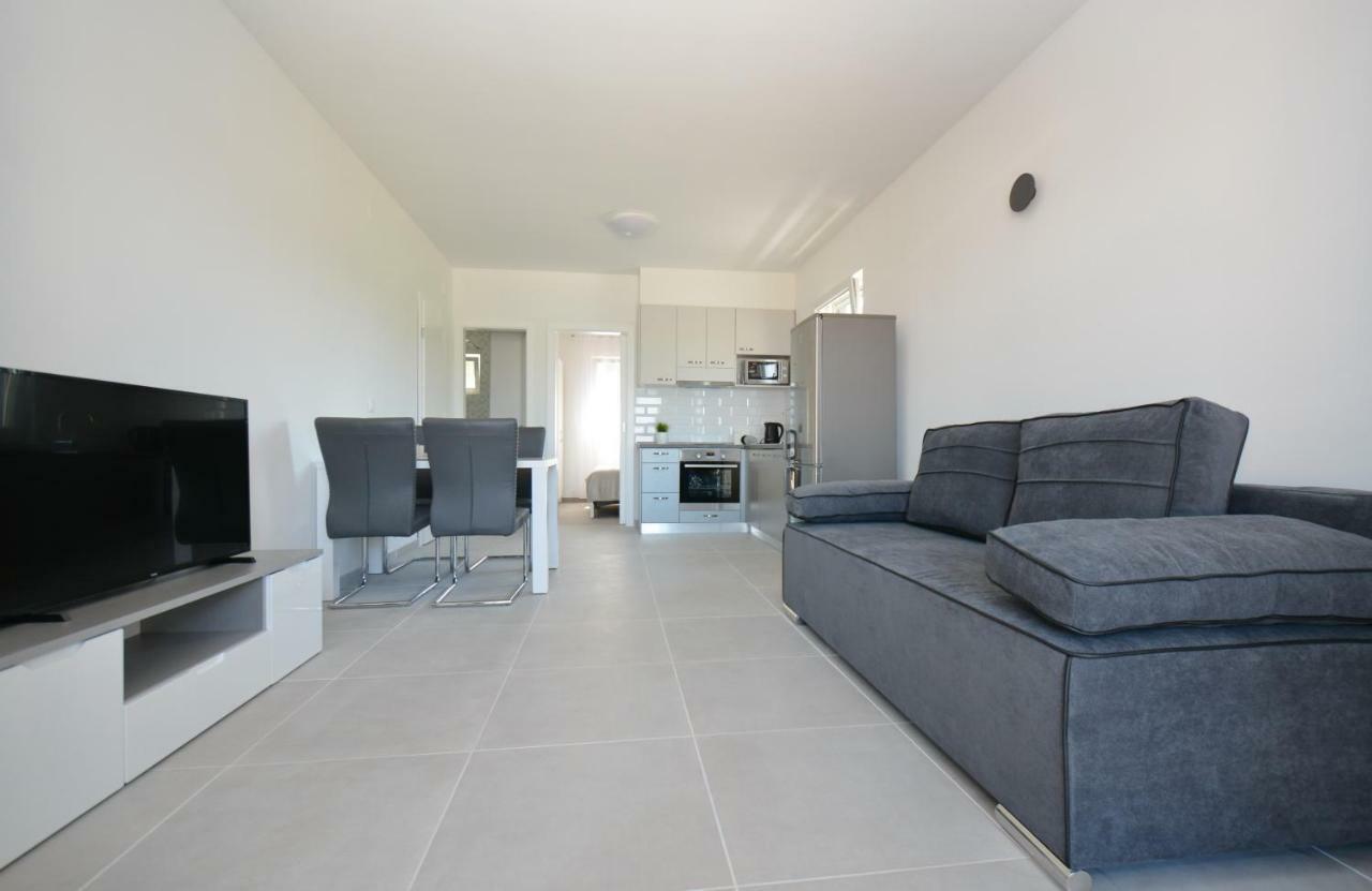Apartments Piazza Nin Εξωτερικό φωτογραφία