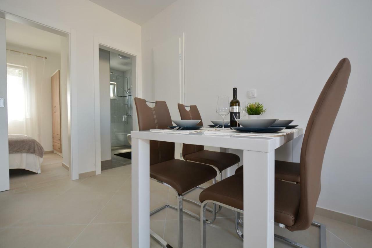 Apartments Piazza Nin Εξωτερικό φωτογραφία
