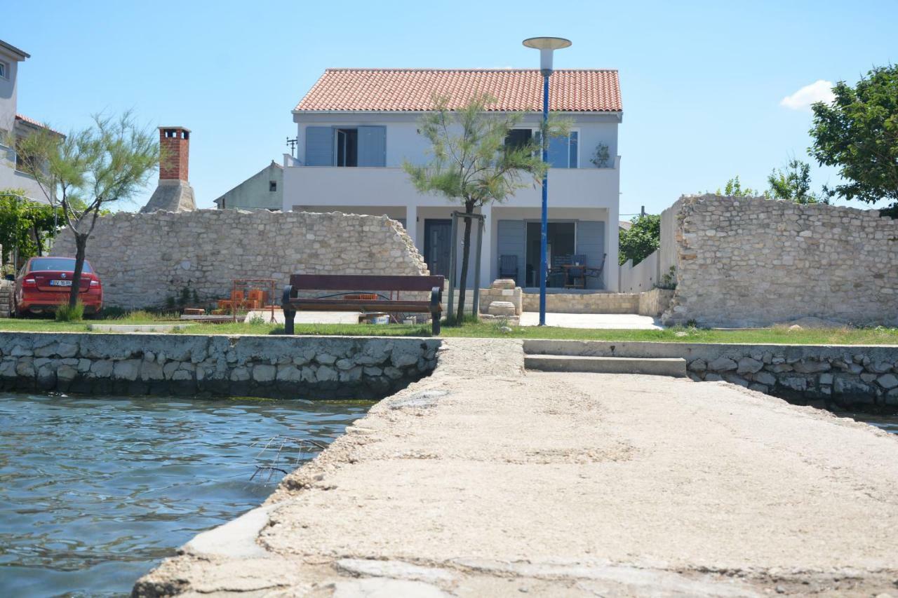 Apartments Piazza Nin Εξωτερικό φωτογραφία