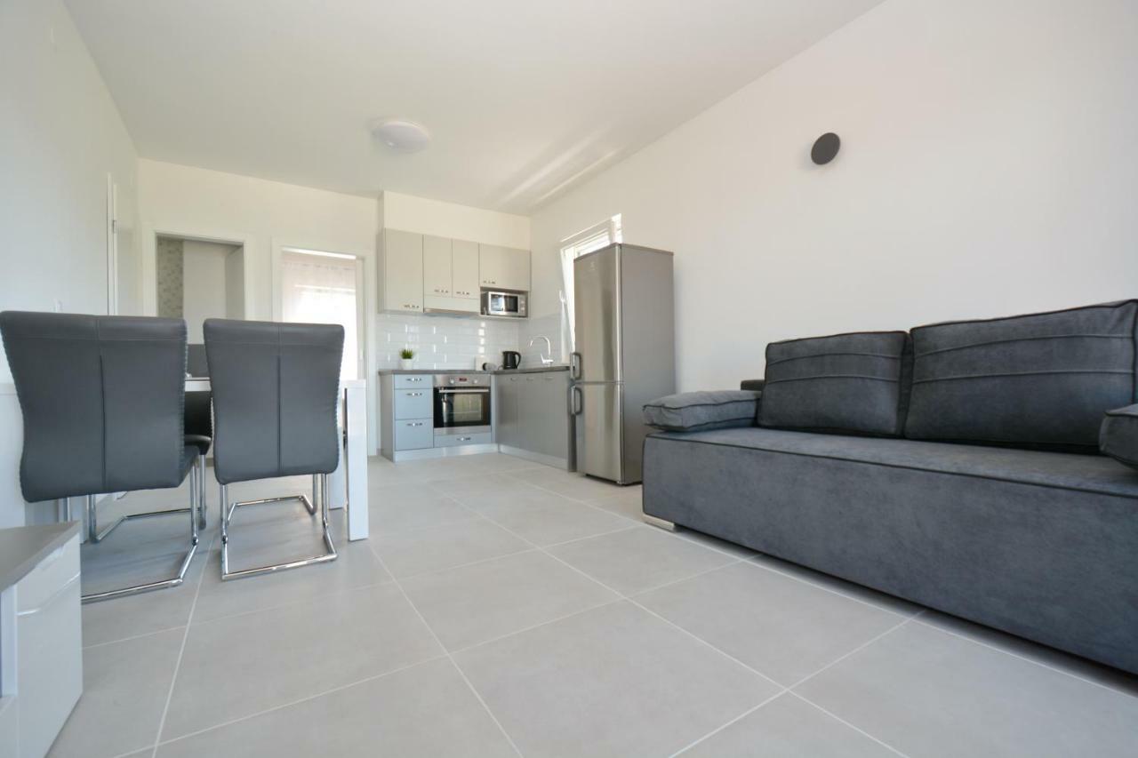 Apartments Piazza Nin Εξωτερικό φωτογραφία