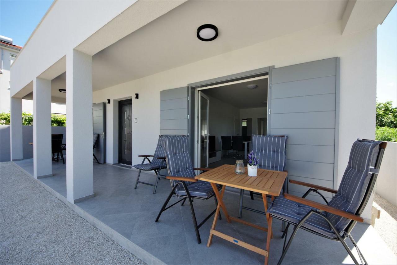 Apartments Piazza Nin Εξωτερικό φωτογραφία