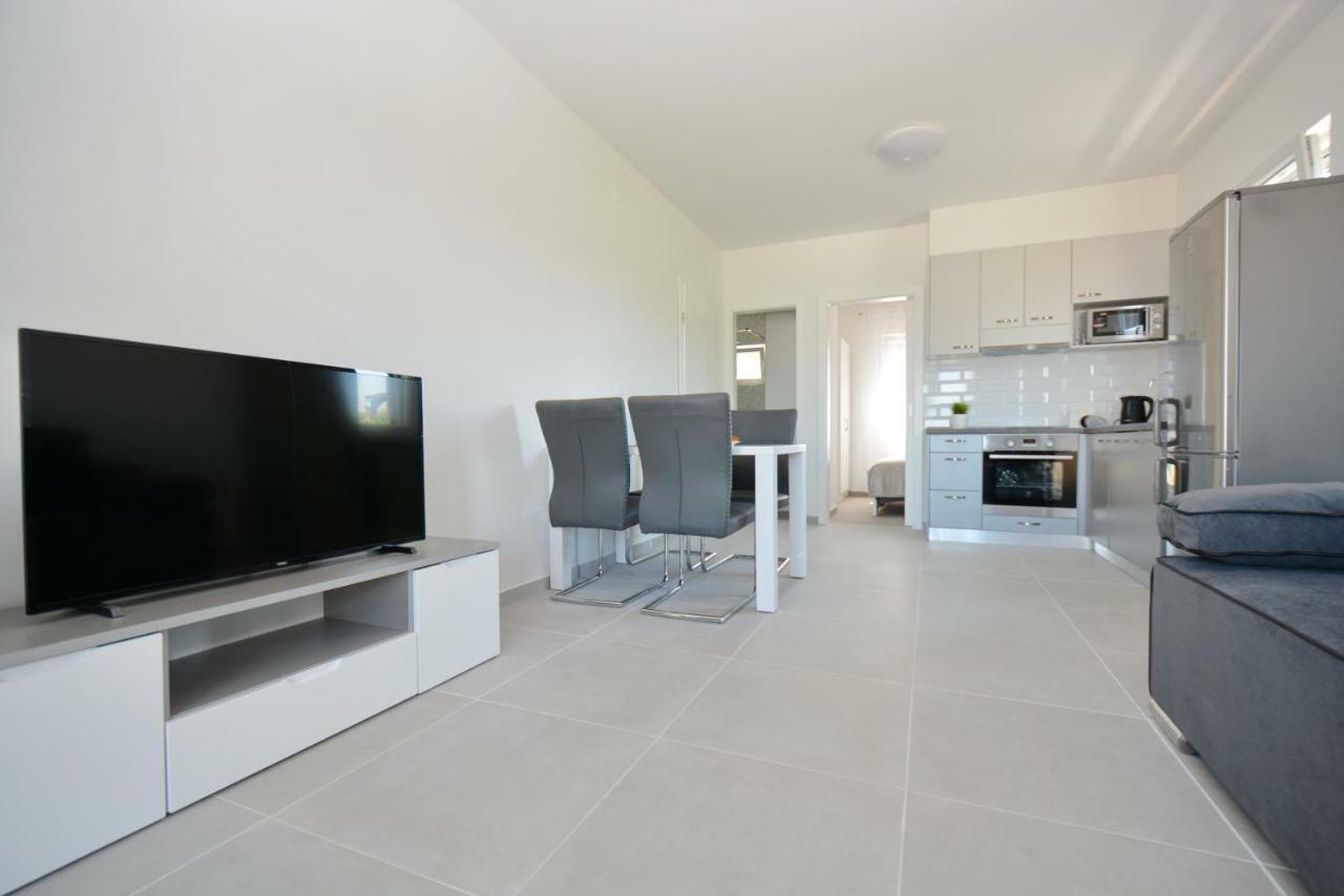 Apartments Piazza Nin Εξωτερικό φωτογραφία
