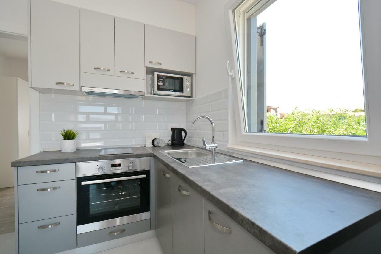 Apartments Piazza Nin Εξωτερικό φωτογραφία