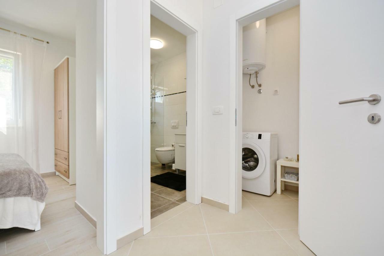 Apartments Piazza Nin Εξωτερικό φωτογραφία