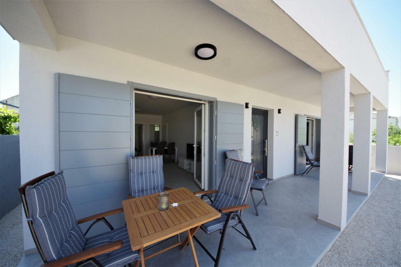 Apartments Piazza Nin Εξωτερικό φωτογραφία